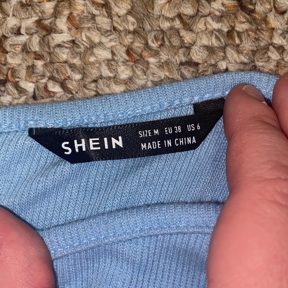 Light Blue Cropped Ribbed Tank - Picture 3 of 3